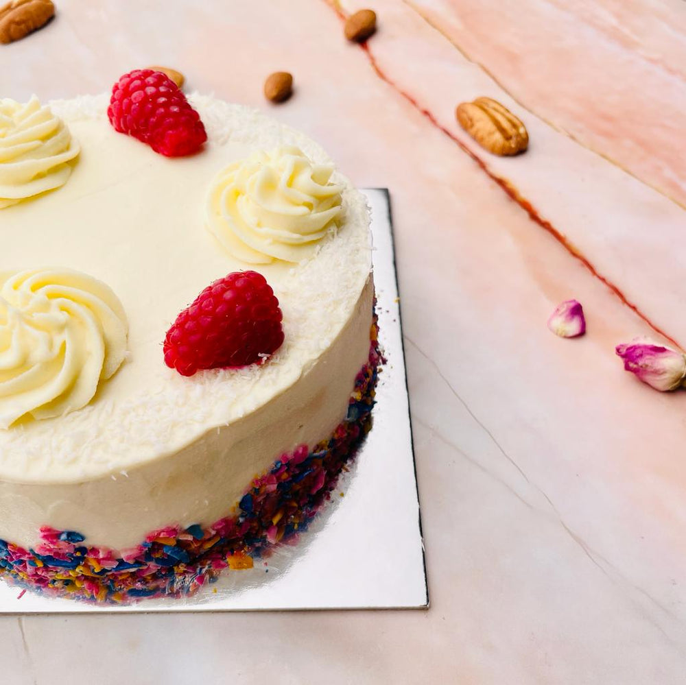 
                  
                    Load image into Gallery viewer, Italian Pecan Confetti Cream Cake (Cake for 2 people)
                  
                